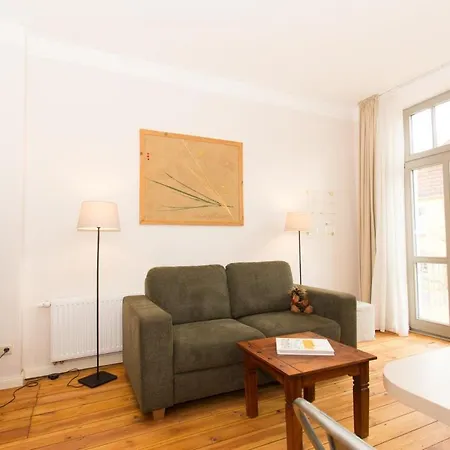 4 Windgefluester Appartement Rostock